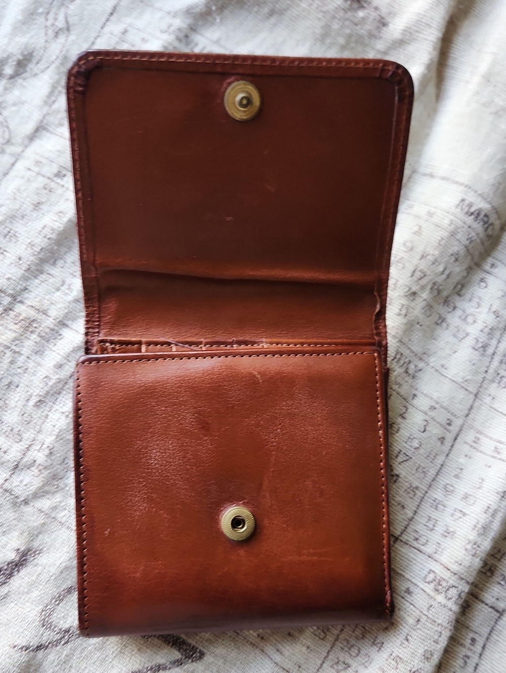 Coach Kisslock Tri-fold Wallet - Picture 6 of 11